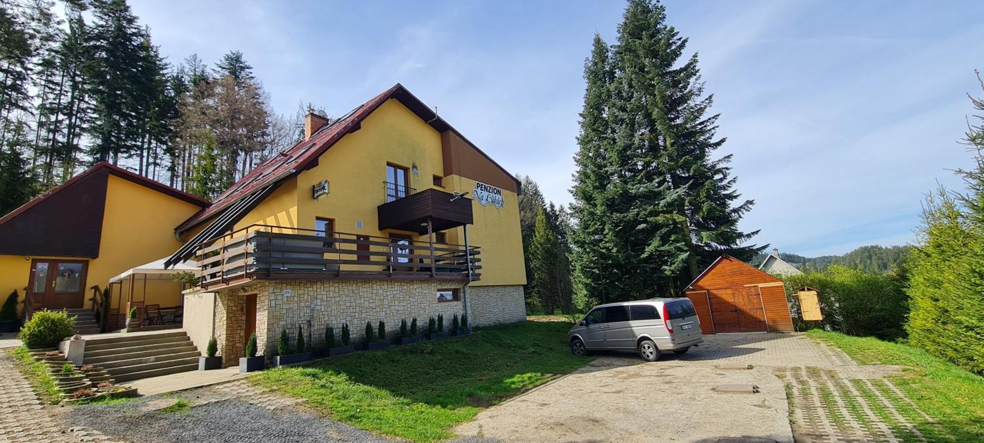 Hotel Penzion Na Lukach Horní Bečva Esterno foto