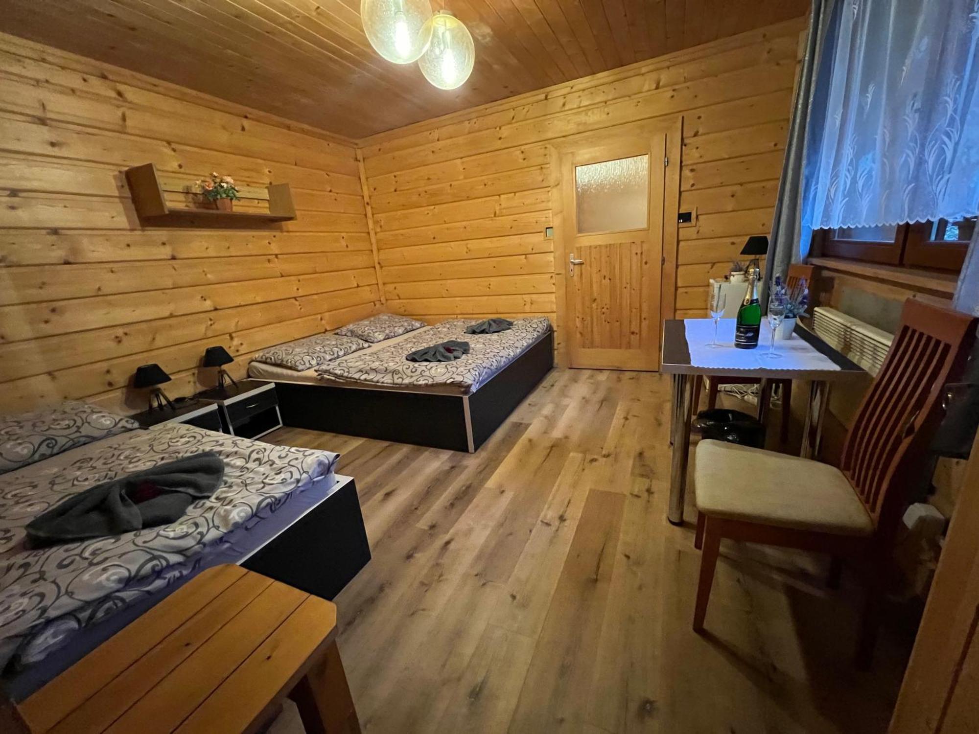 Hotel Penzion Na Lukach Horní Bečva Esterno foto